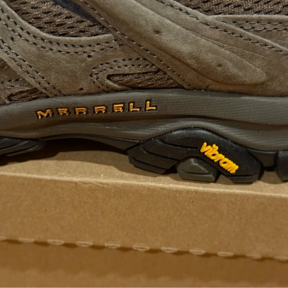 MERRELL men’s MOAB3 Hiking Shoes - Picture 8 of 11